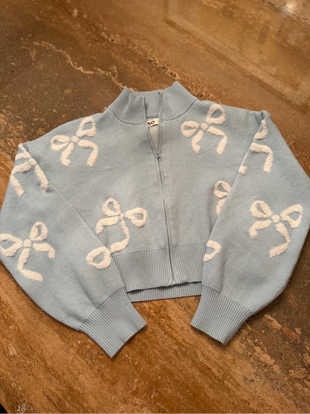 SO Soft Light Blue Zip-Up Sweater with White Bow Motifs Size 14 Plus
